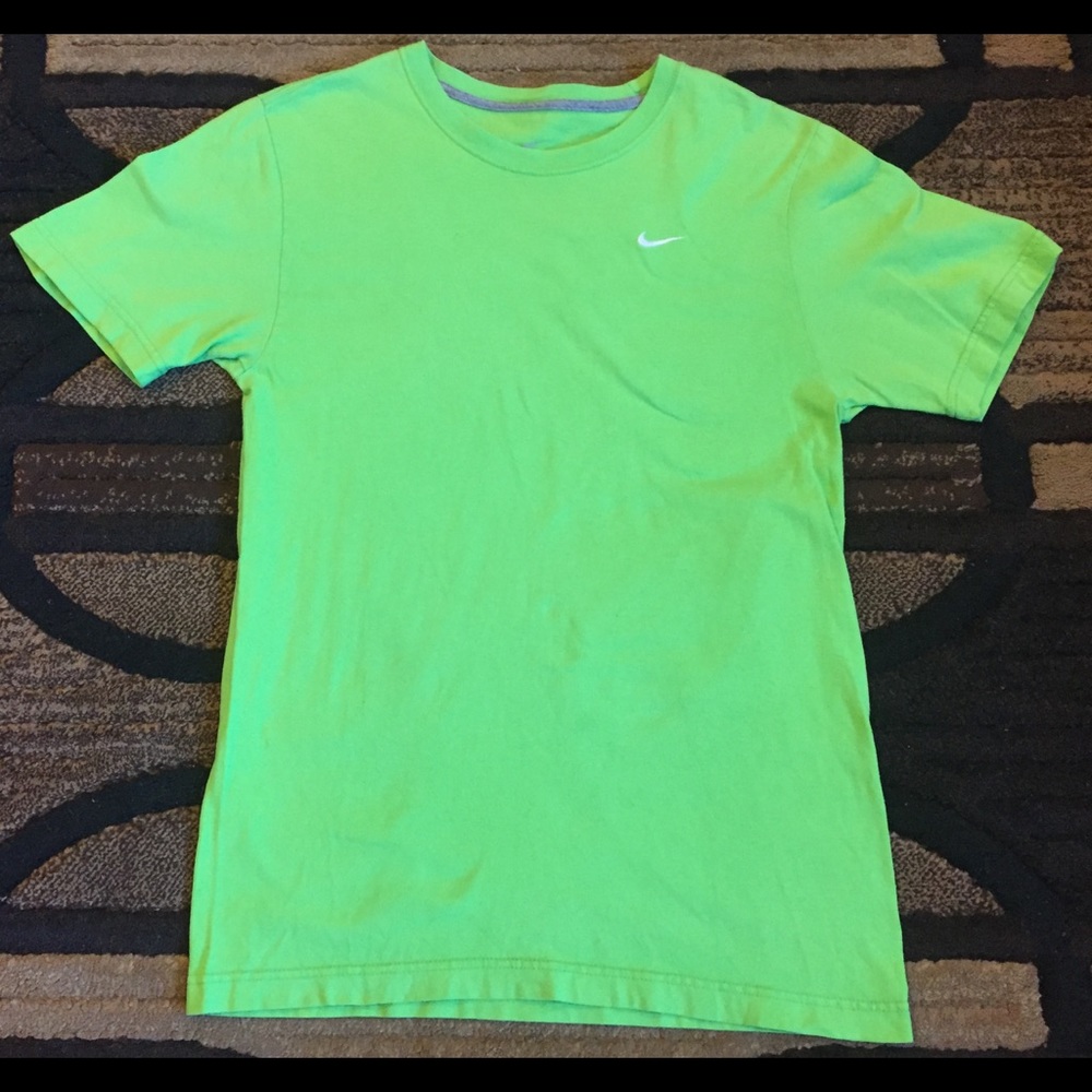 Nike Green T Shirt Size:S